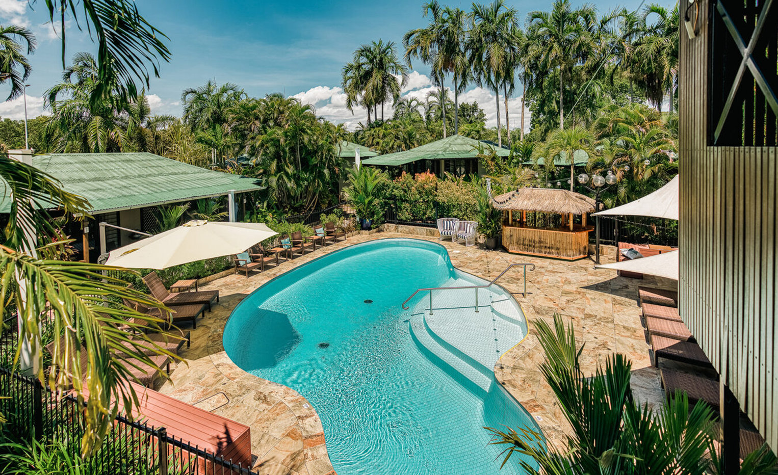PALMS CITY RESORT 56/63