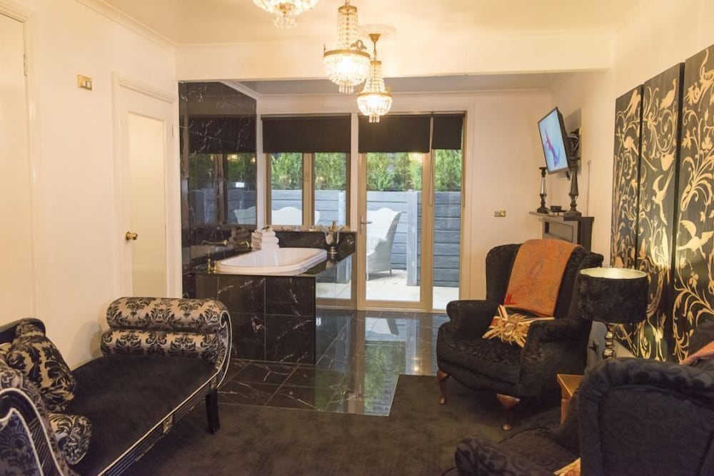 THE LOFT IN THE MILL BOUTIQUE ACCOMMODATION 36/55