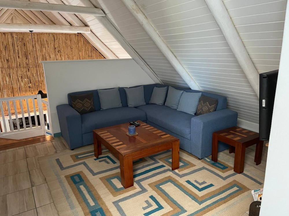 BlueSky Guest House Arniston 38/58