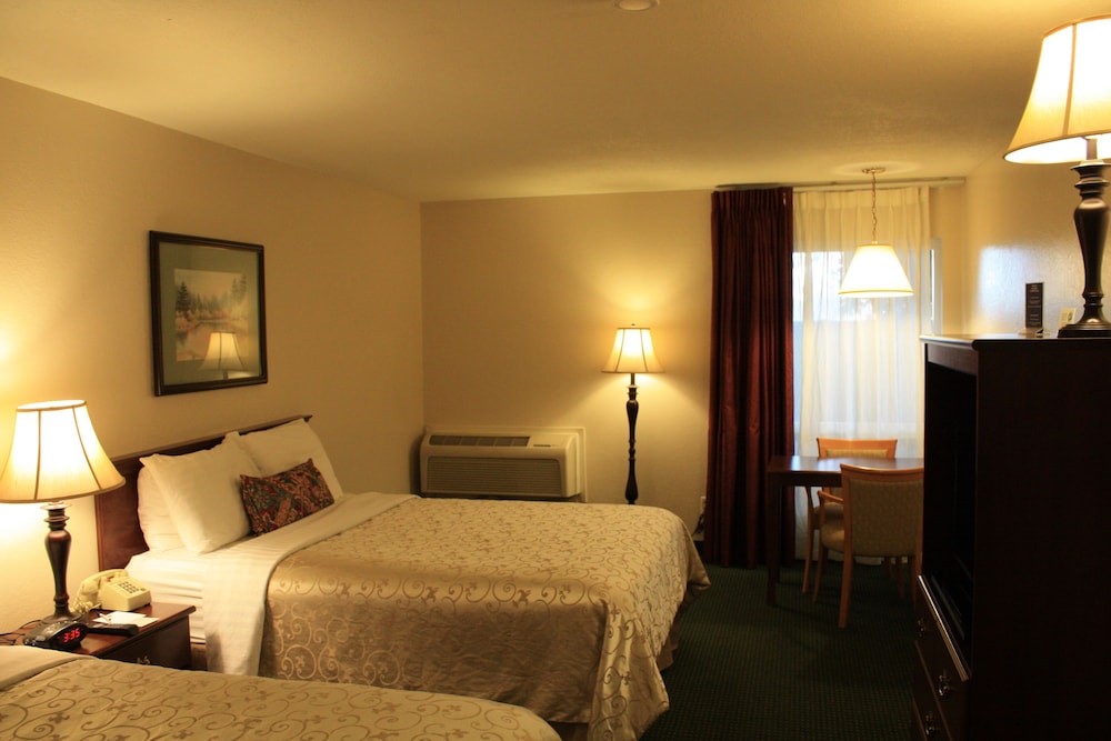 Best Western Village Inn Fresno 19/39