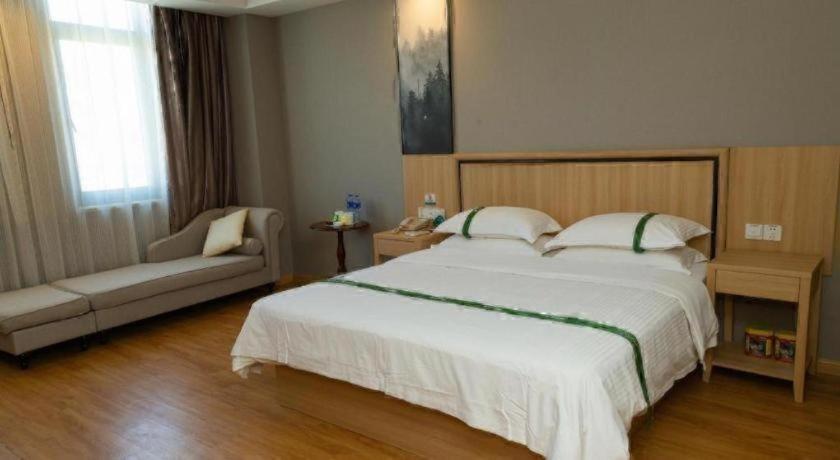 GreenTree Inn Jiansu Nantong Tongzhouwan Huanghe Road Business Hotel 17/41