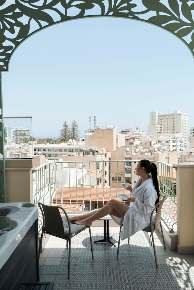 Leonardo Boutique Hotel Larnaca 41/62
