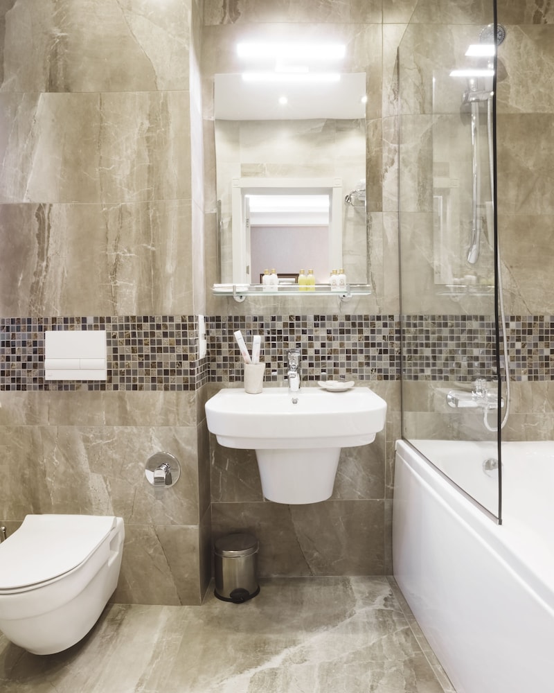 Roxen Hotel & Spa 28/30