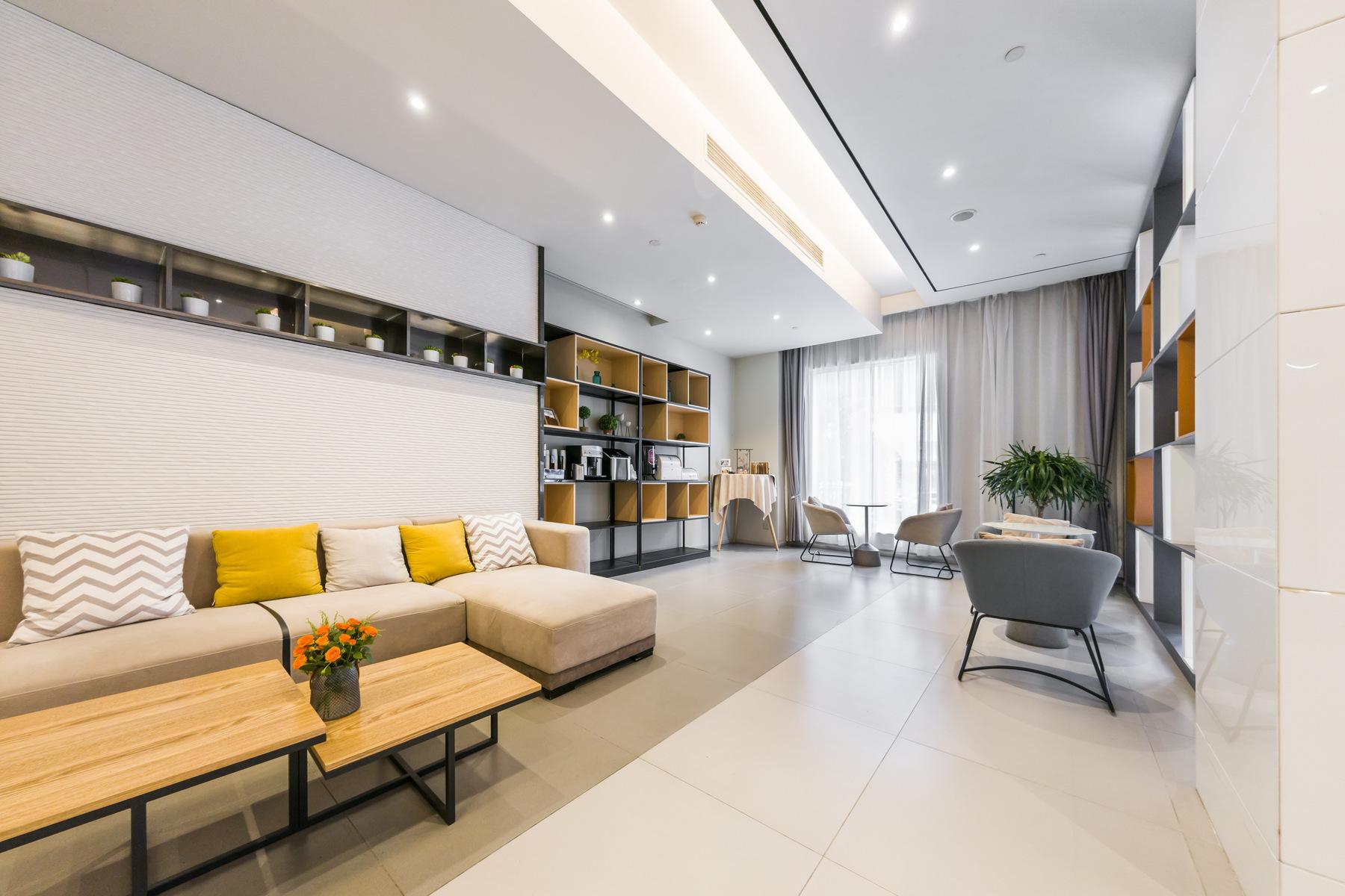Homeinn Selected (Wuxi Zhongshan Road Sanyang Square Metro Station) 14/18