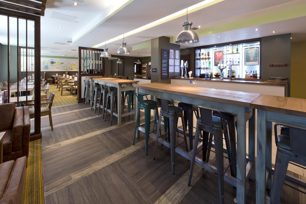 Premier Inn Bournemouth East Cliff hotel 26/38