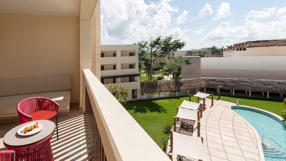 Dreams Puerto Morelos Resort & Spa 4/73