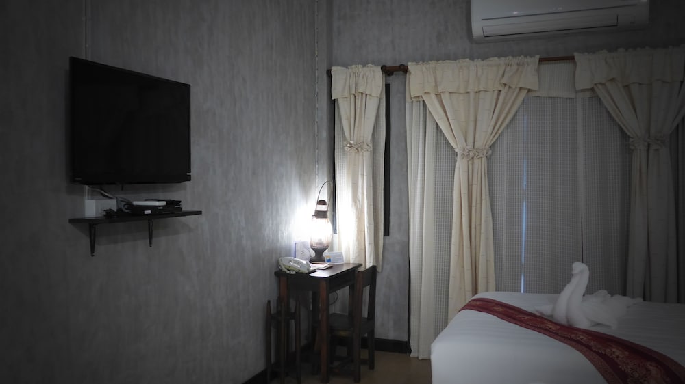Baan Khung Thara - Ayutthaya 10/17