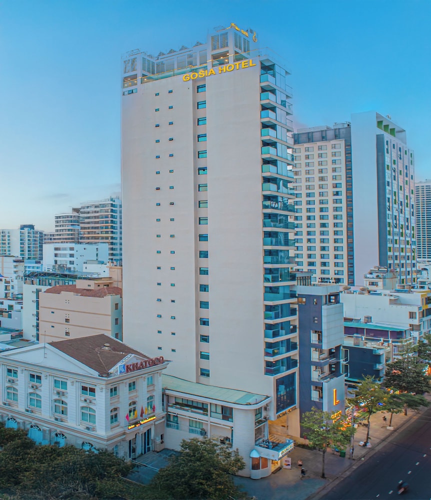 Gosia hotel 2/75