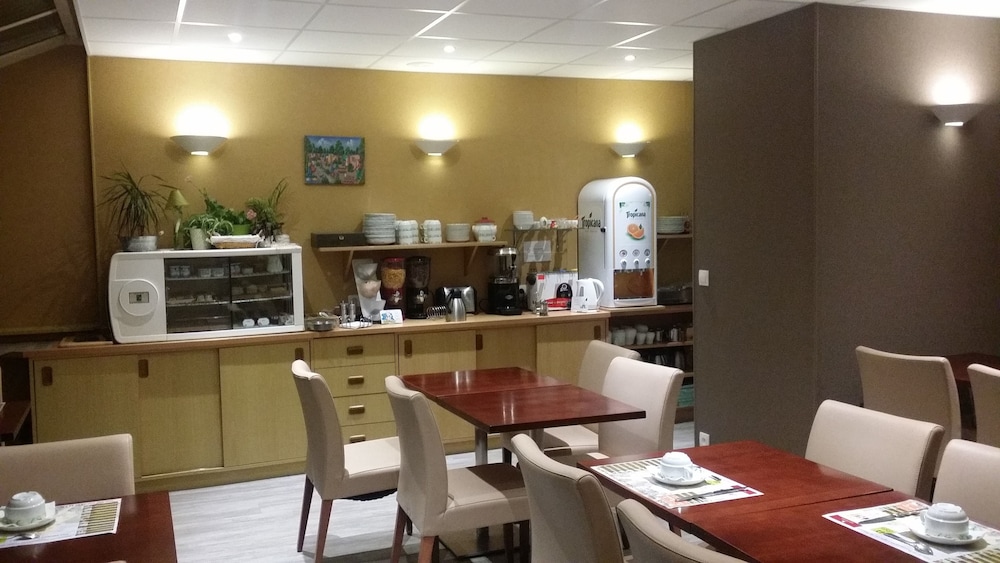 restaurant-cafeteria