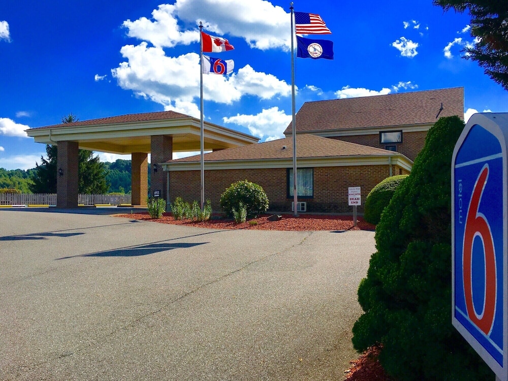 Motel6 Hillsville, VA 41/50