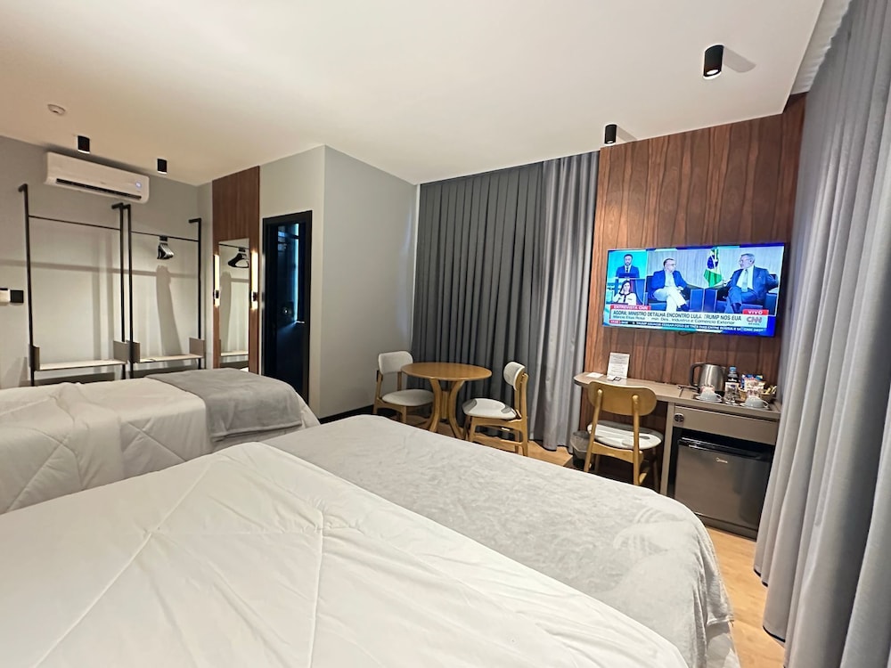 ZALLON HOTEL EXECUTIVE 14/53