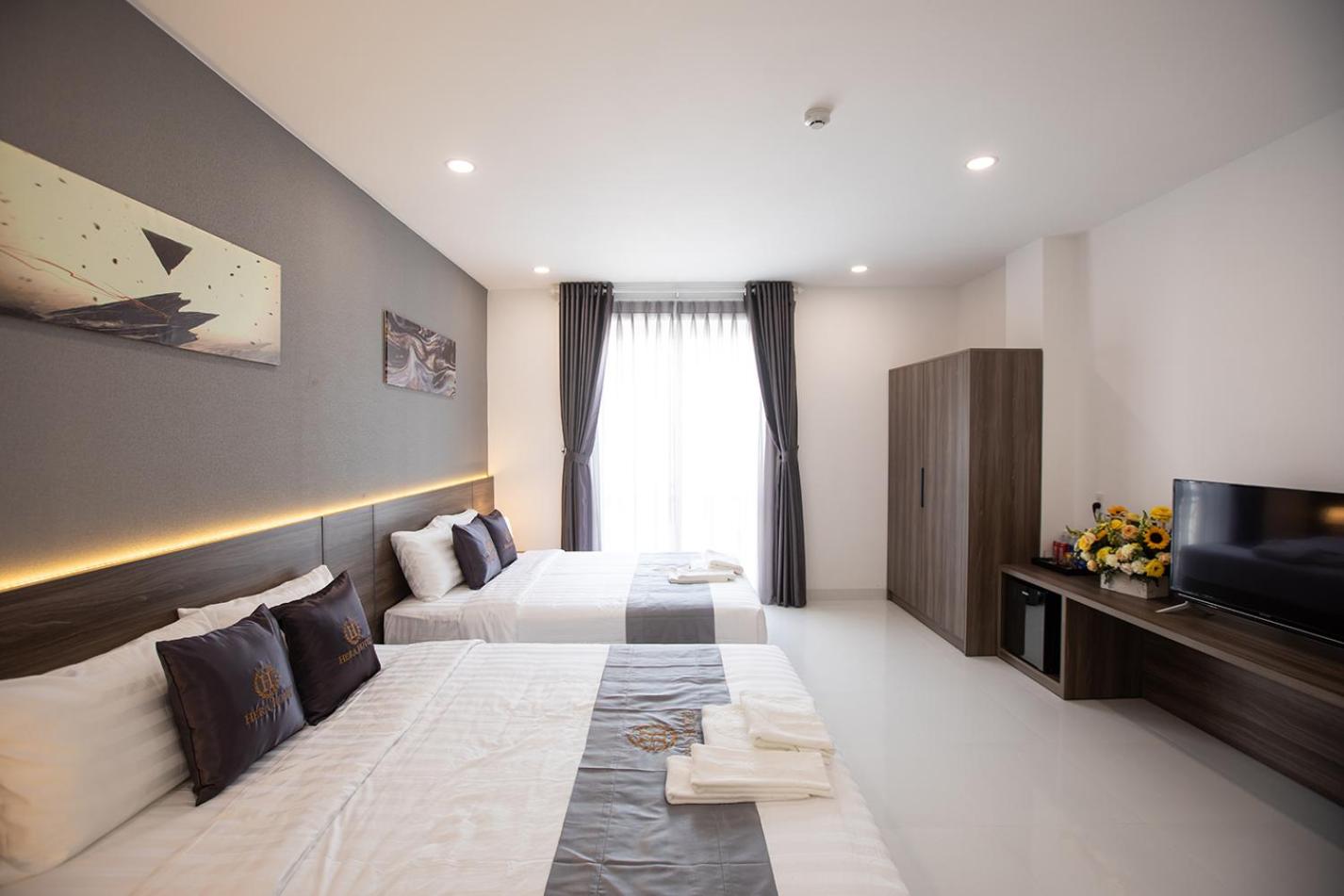 HERA HOTEL 20/36