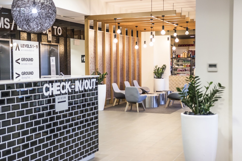 Abode Woden 6/47