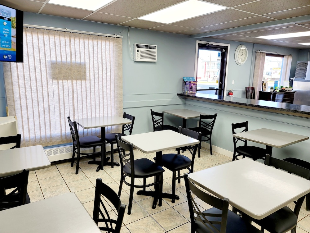 restaurant cafeteria