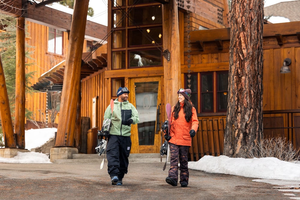 Gravity Haus Truckee-Tahoe 8/50