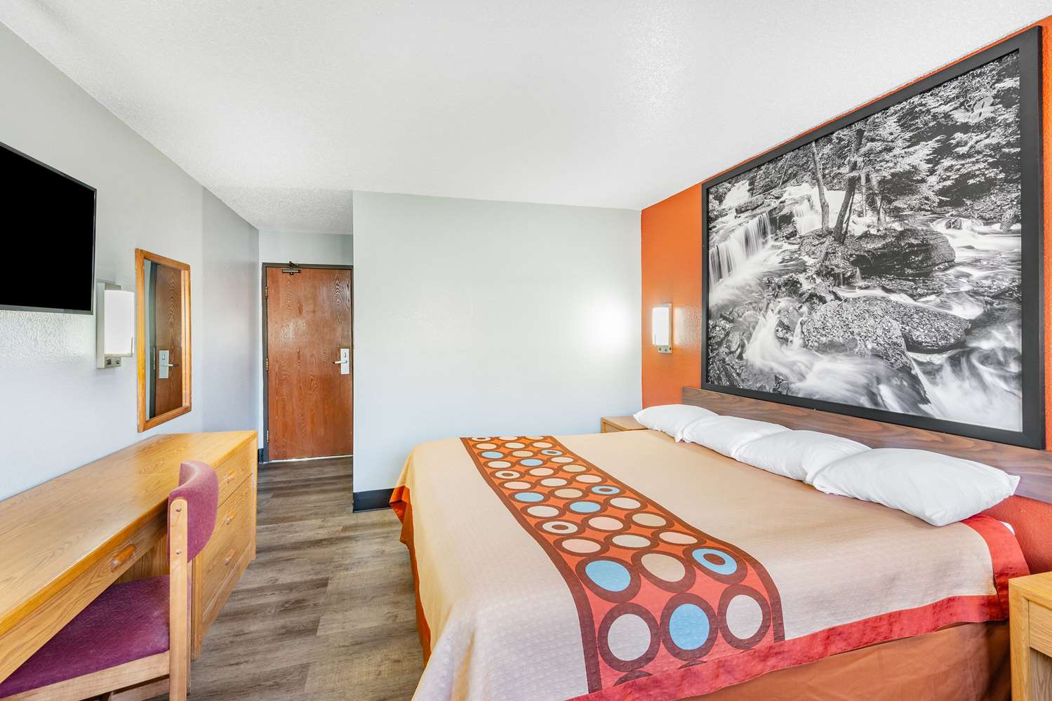Super 8 By Wyndham Waynesburg 7/25