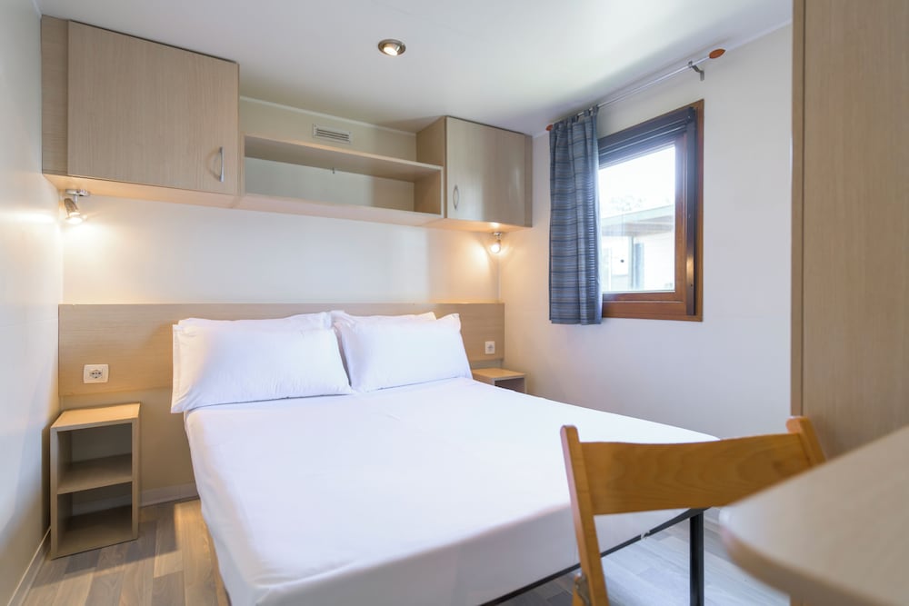 Room at Camping Fontanelle, MONIGA DEL GARDA