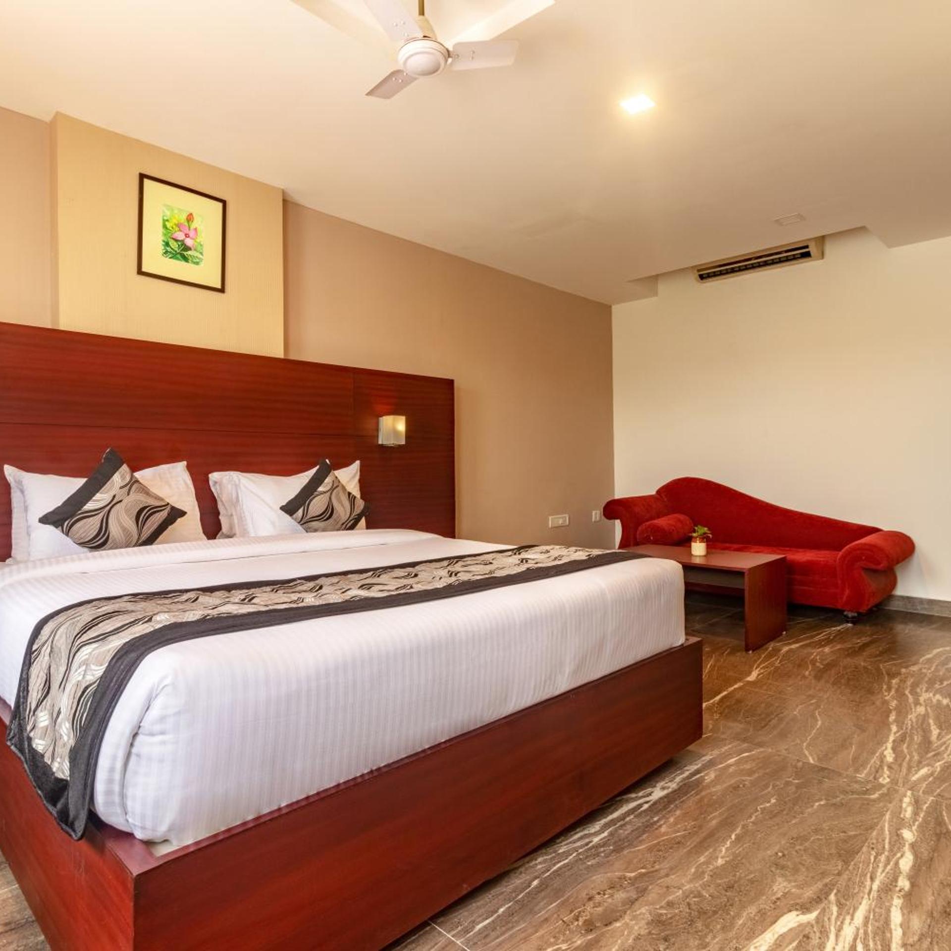 Zip By Spree Hotels Mangala Towers 12/48