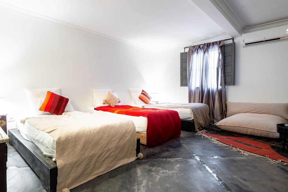 Riad 64 16/48