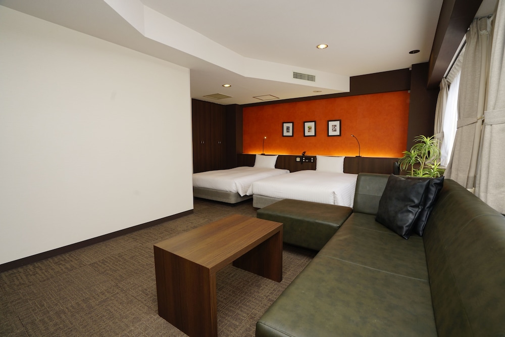 Fukuoka Toei Hotel 24/61