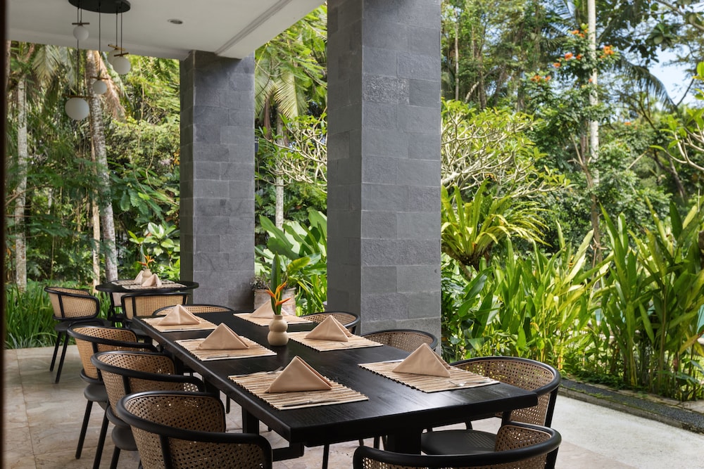 Suara Air Luxury Villa Ubud 37/50
