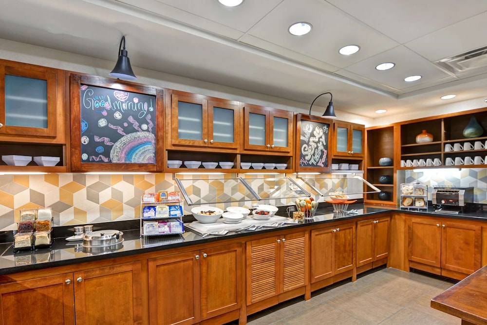 Hyatt Place Birmingham/Hoover 35/47