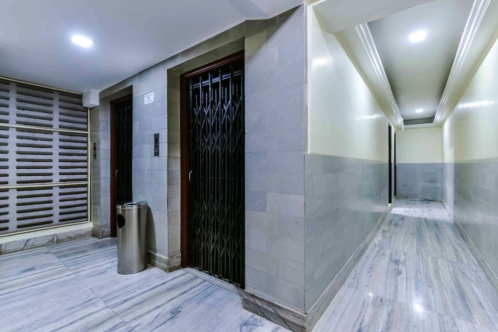 Metro Palace 33/54