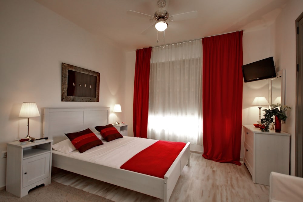 Aloe Luxury Apartments And Suites 6/50