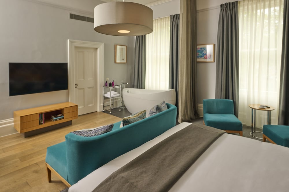 Malmaison Cheltenham 30/63