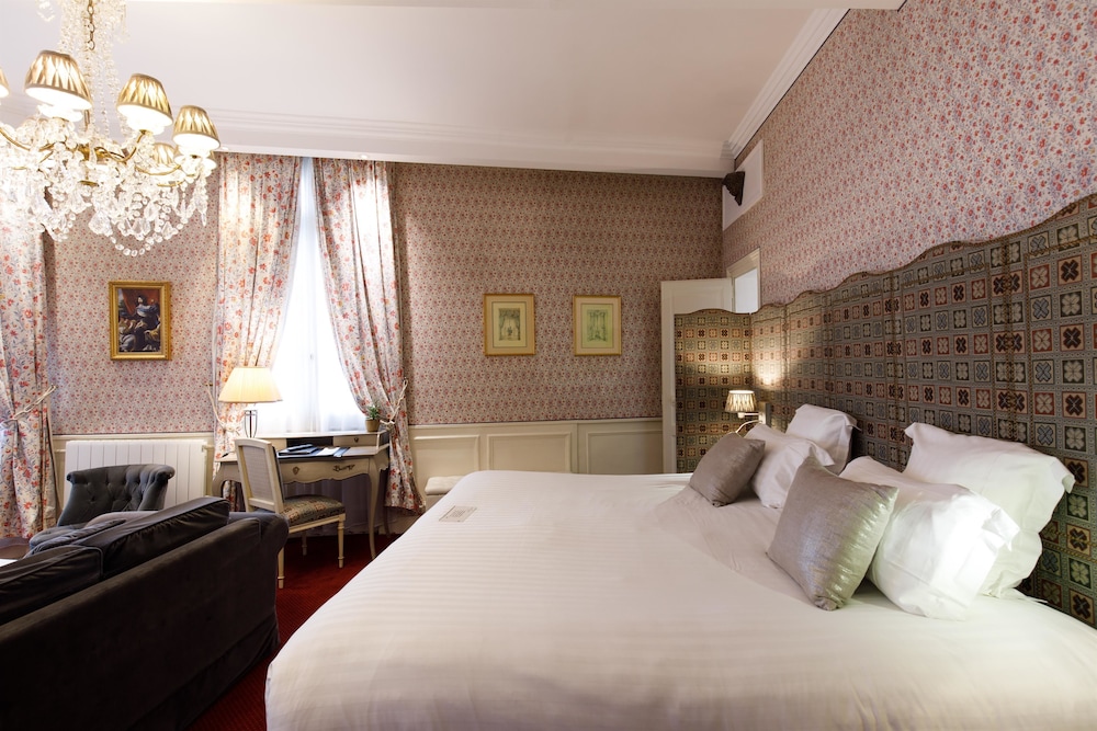 Hotel & Spa Le Grand Monarque, BW Premier Collection 11/68