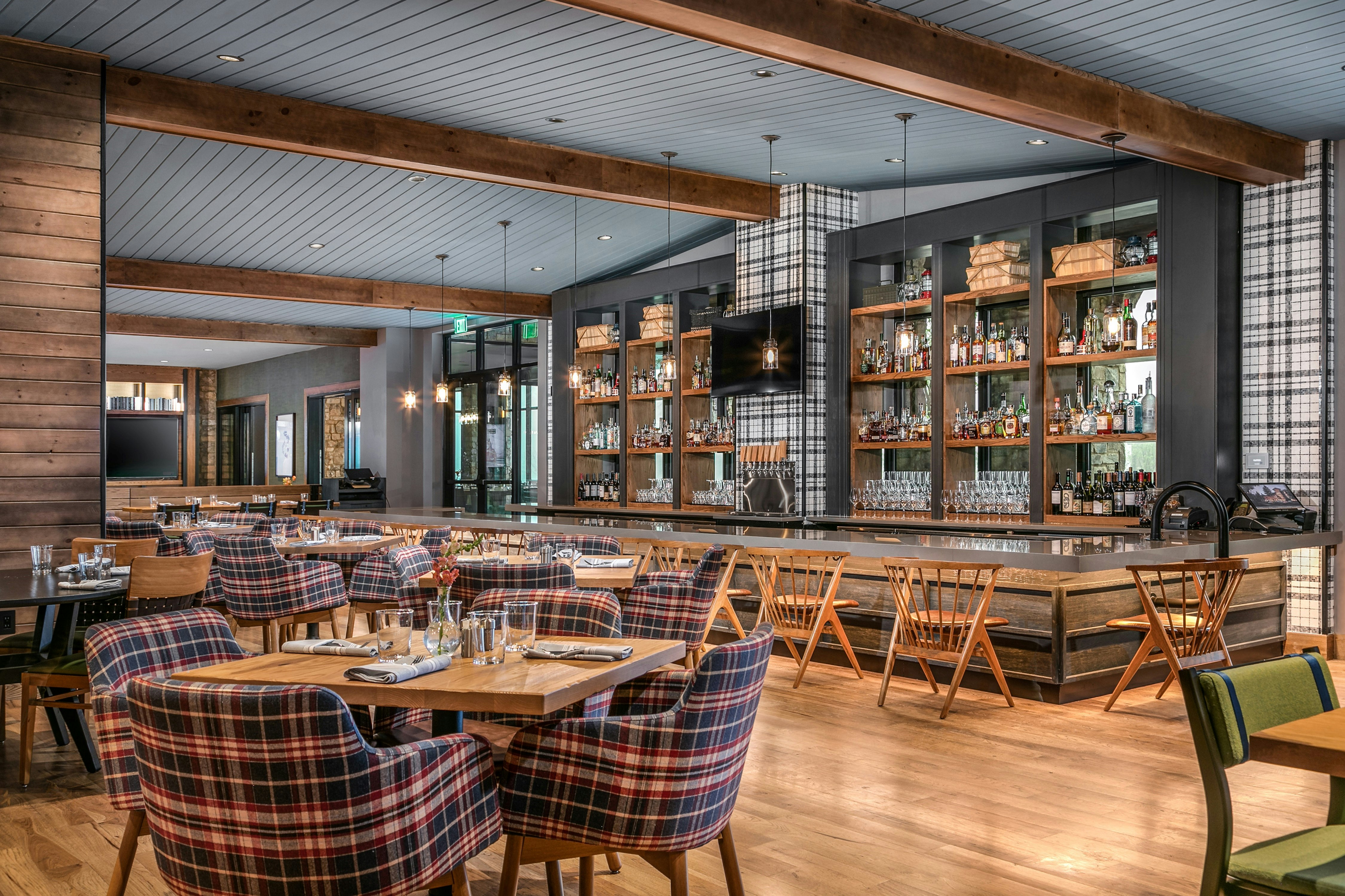 Cloudland at McLemore Resort Lookout Mountain, Curio Hilton 41/58
