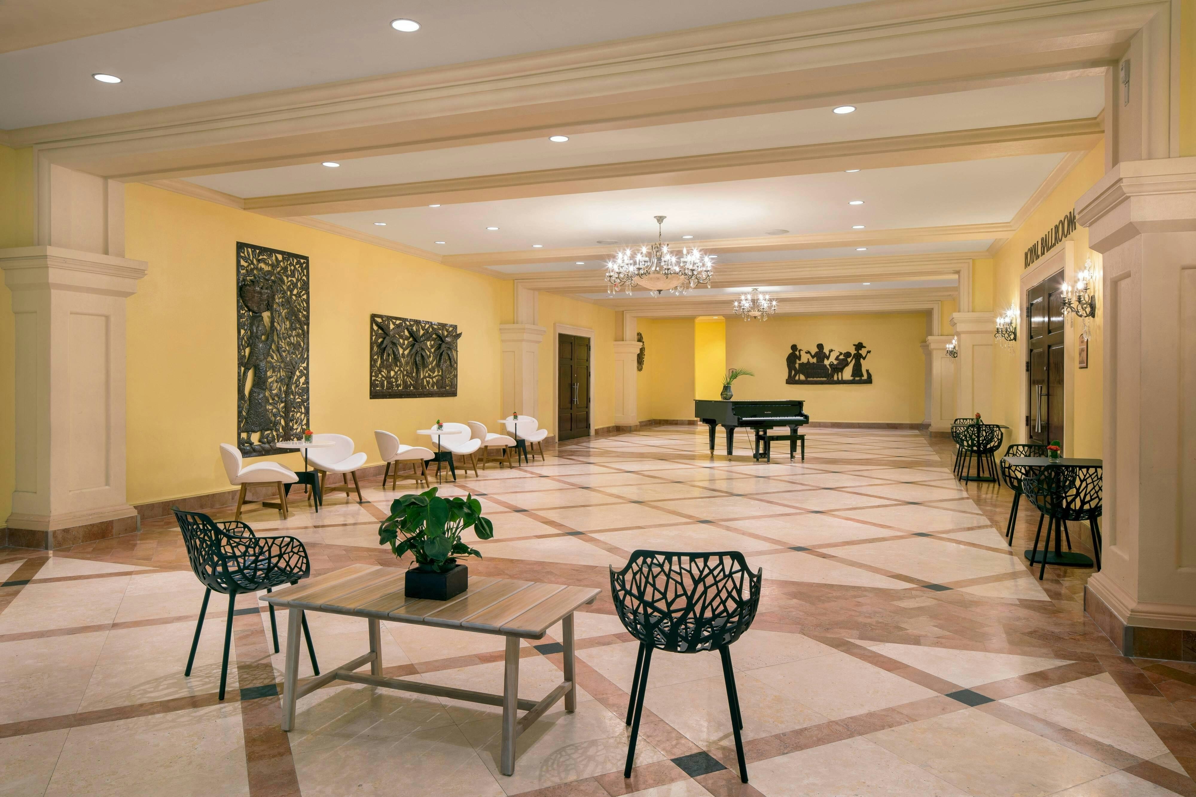 St. Kitts Marriott Resort & The Royal Beach Casino 34/65