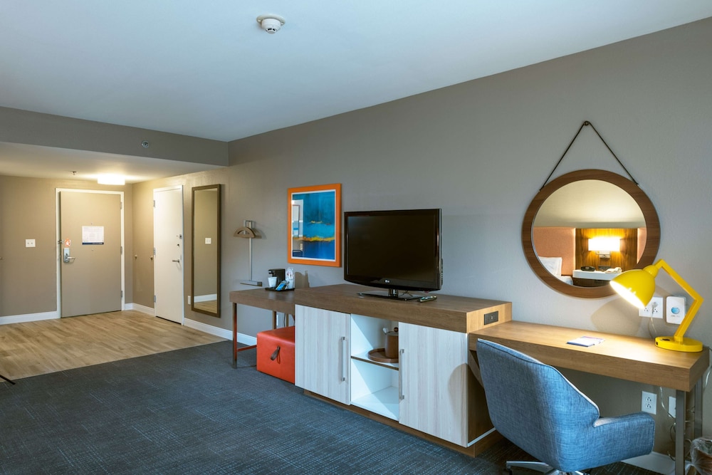Hampton Inn And Suites Jamestown 27/37