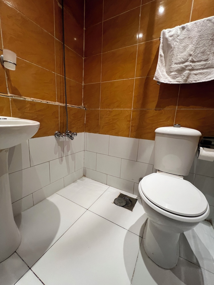 Traveler Apos S House Hotel 48/50