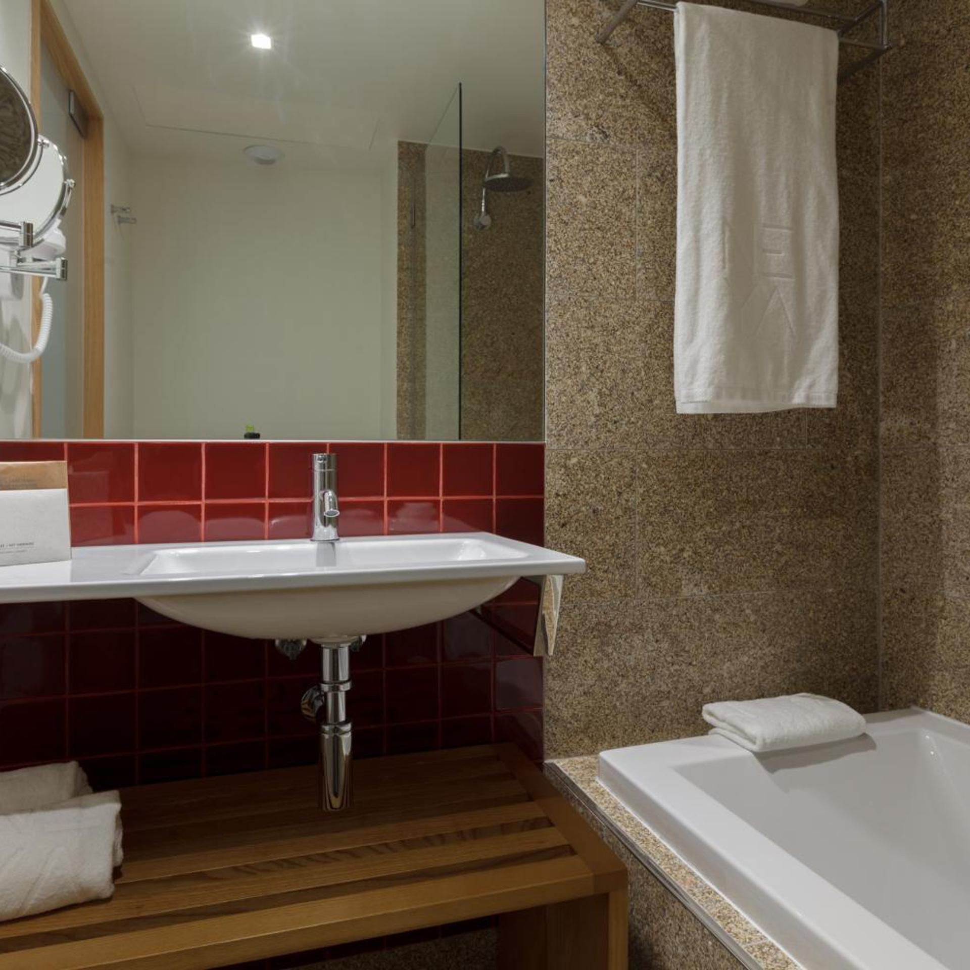 غرفة قياسية مزدوجة بسريرين منفصلين، NEYA Porto Hotel 3/4