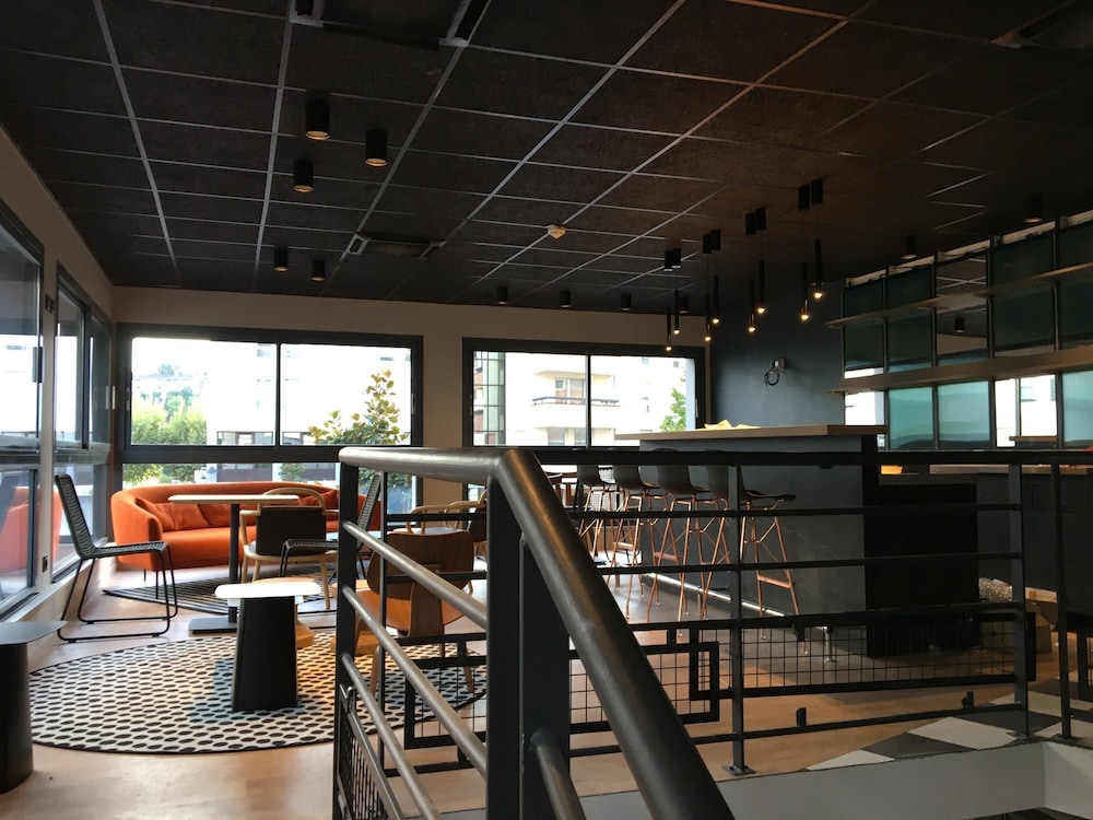 Ibis Annecy Cran Gevrier Hotel 36/68