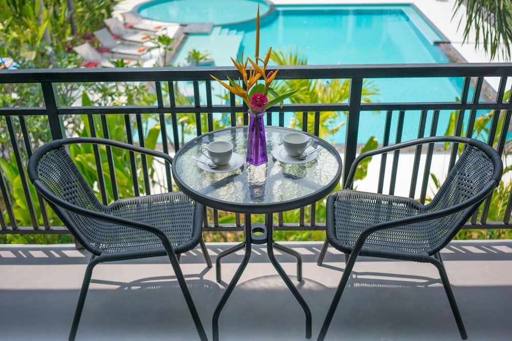 The Serenity Resort 52/70