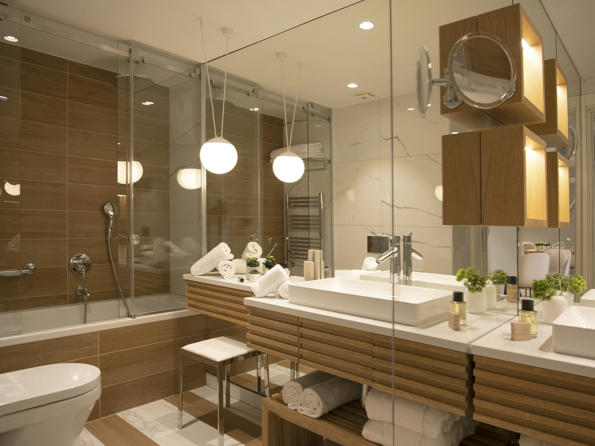 EXECUTIVE, SUITE, SEA VIEW, BALCONY