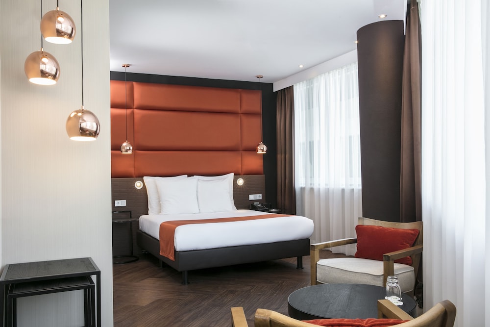 Holiday Inn Amsterdam Arena Towers 18/80
