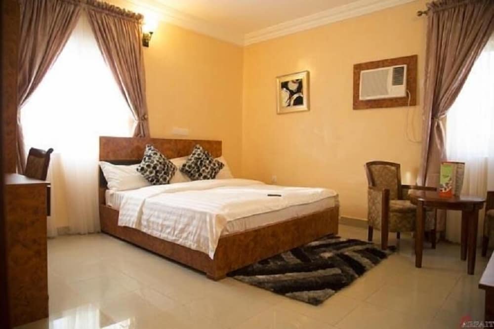 Petrus Hotels Royale 15/50