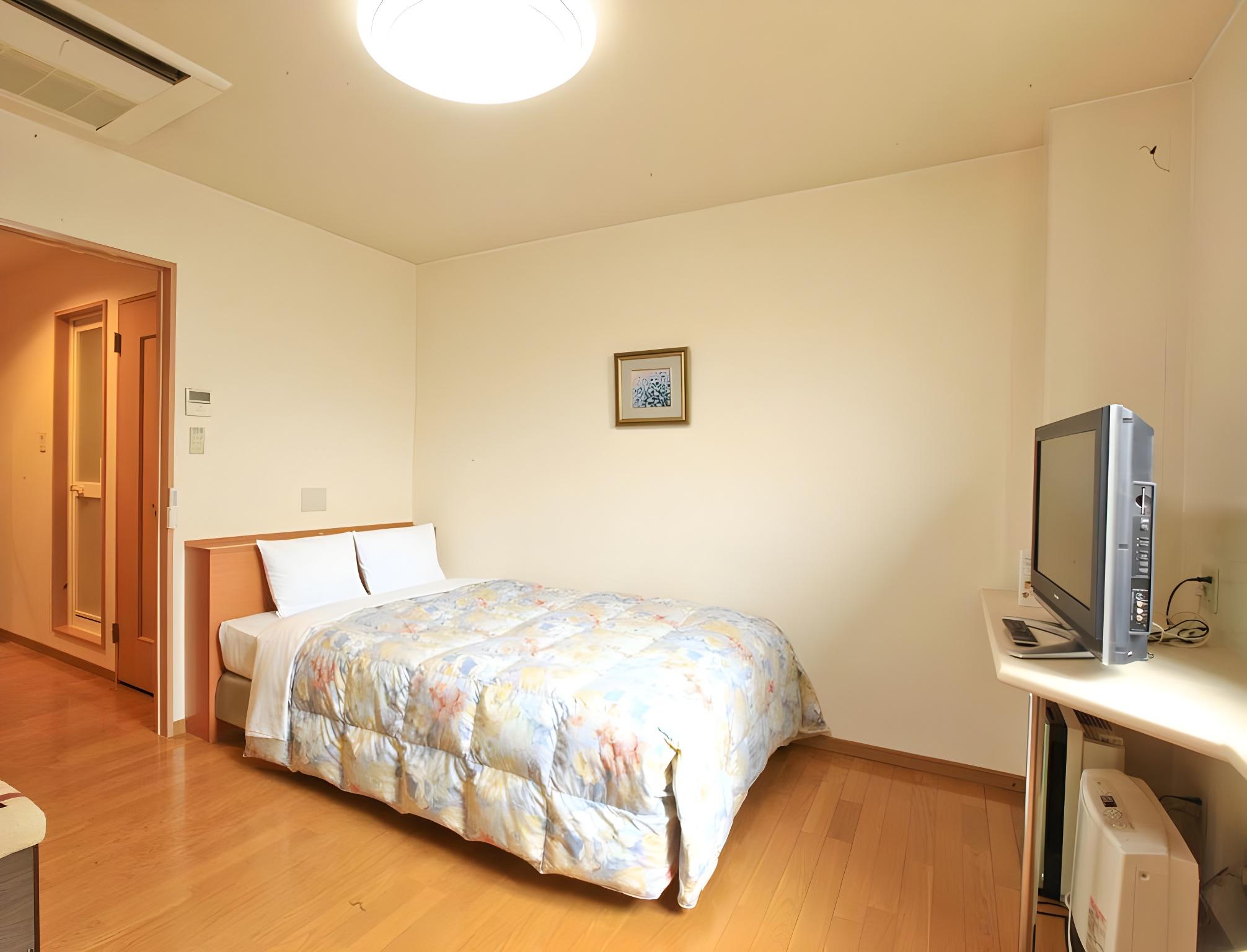 Semi Room, Standard, Semi Double Bed