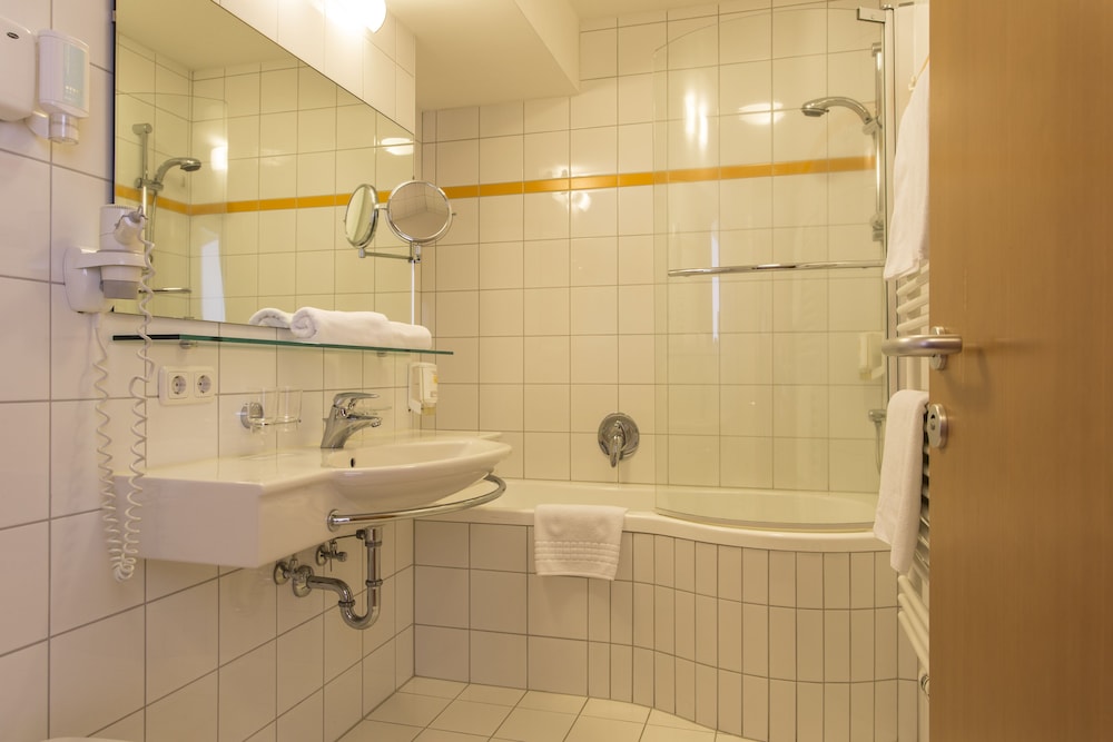 Hotel Lohmann 45/50