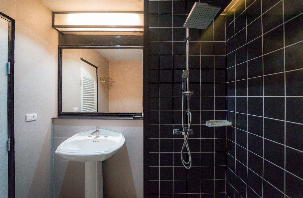 Prs Hotel 55/57
