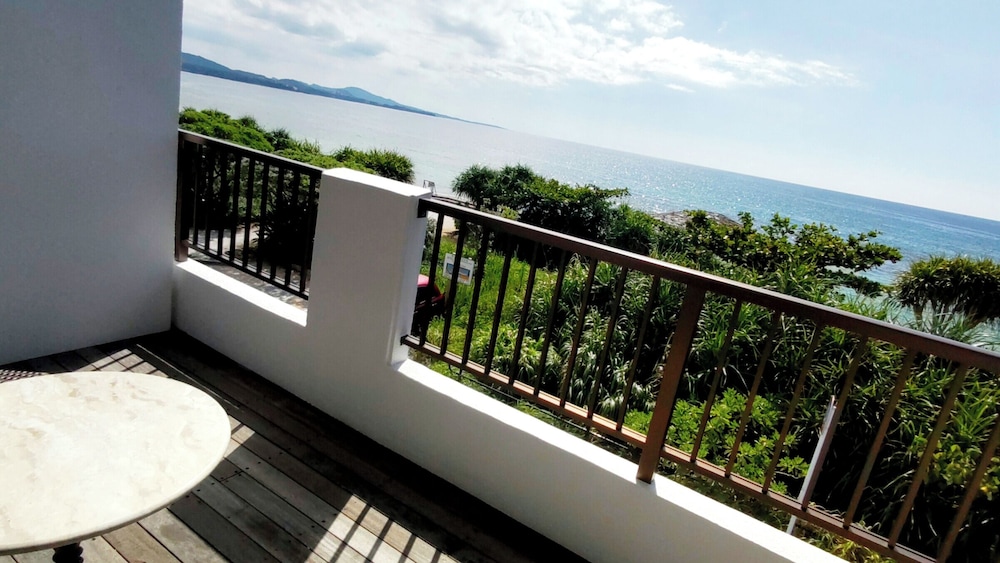 Kariyushi Condominium Resort Nago Sea Side House 3/56