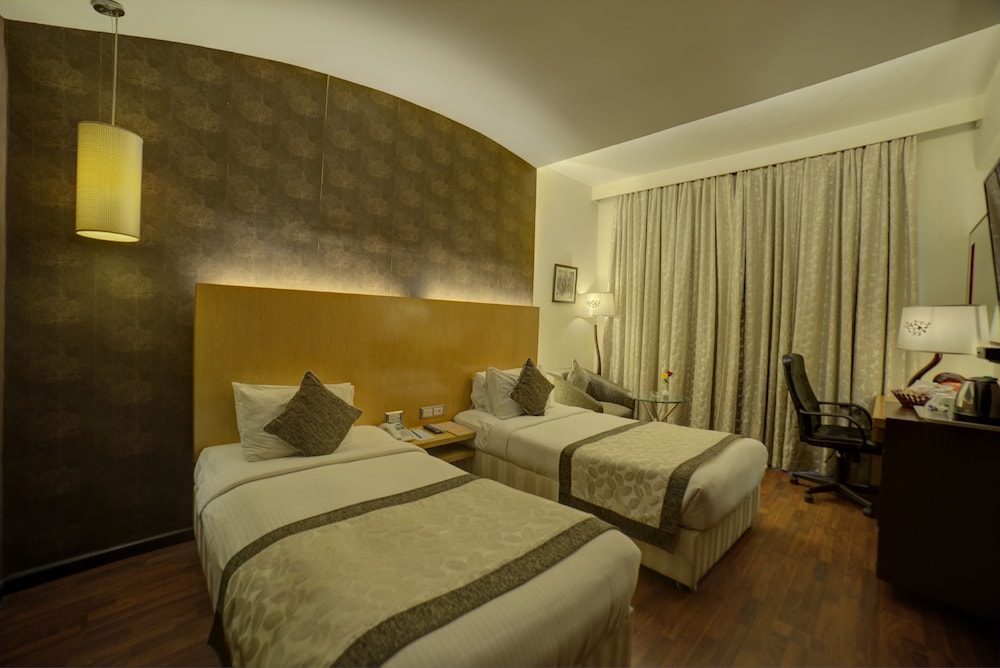 Goldfinch Hotel Mangaluru 16/60