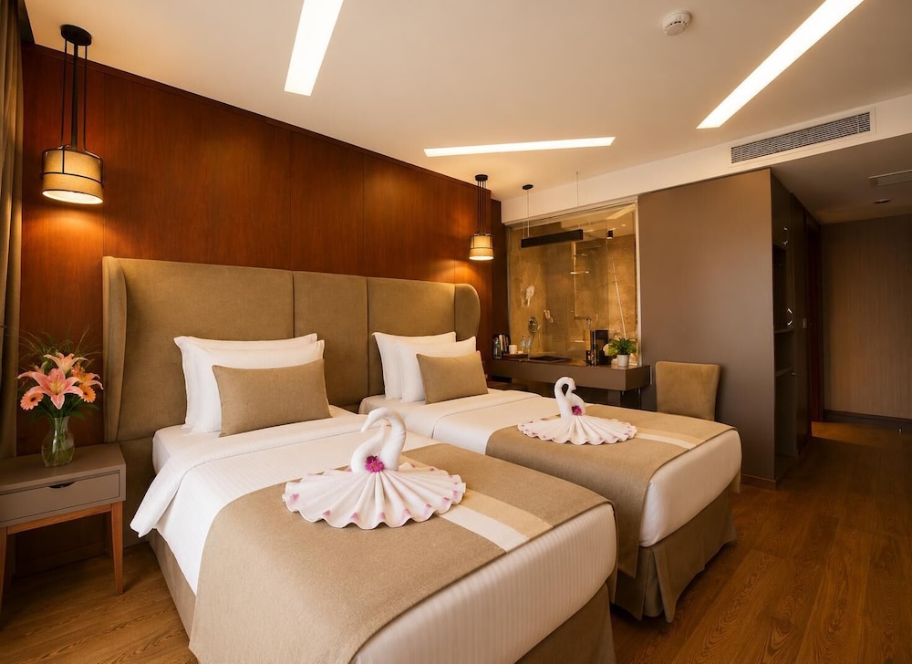 Blueway Hotel Historical 32/54