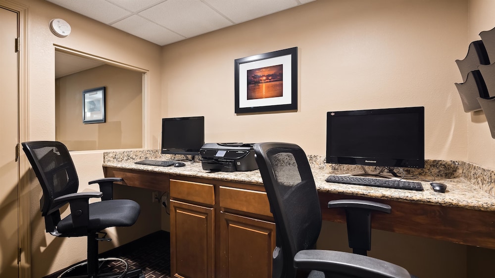 Best Western Milton Inn 24/27