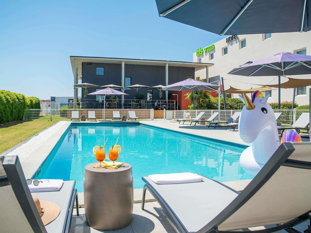 Ibis Styles Pertuis Luberon 3/44