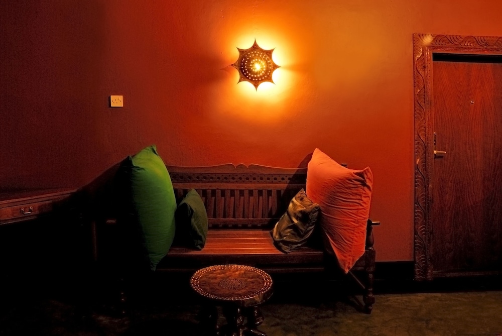 Beyt Al Salaam Boutique Hotel 33/63
