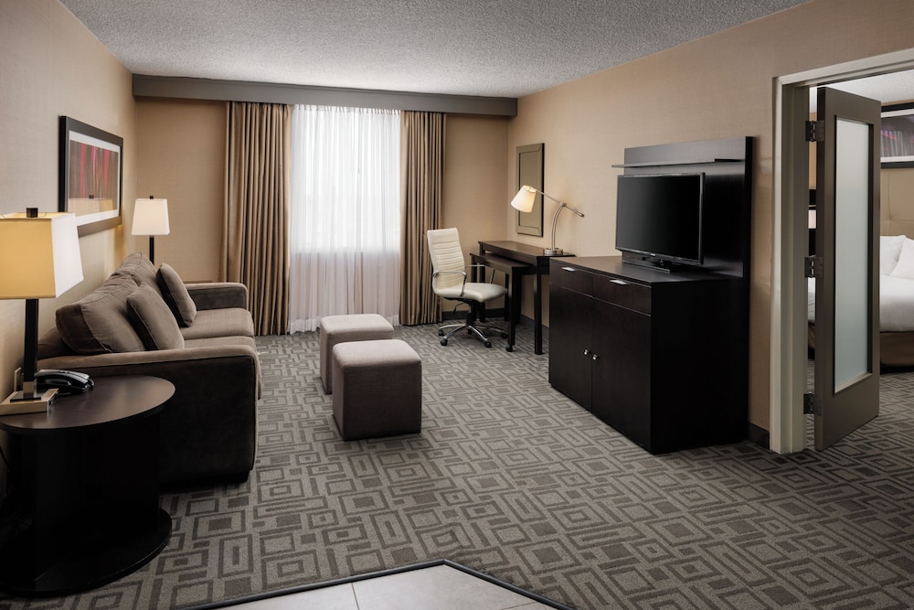 Pomeroy Hotel Conference Centre 42/64